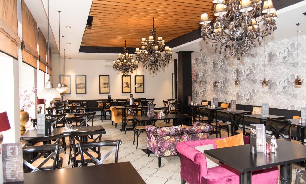 ראסטאט Hotel Zum Goldenen Mann מראה חיצוני תמונה
